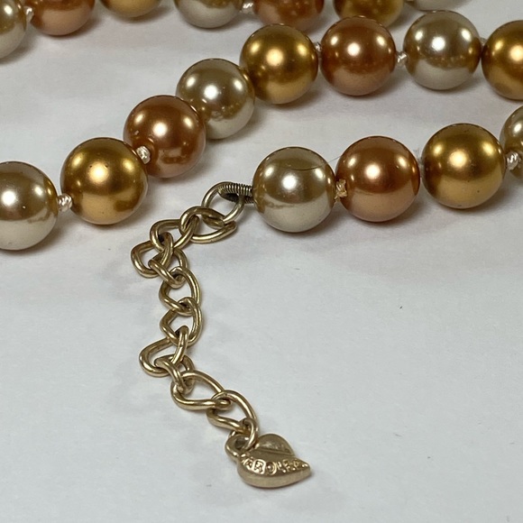 Large Tri-Color Pearl 14" Necklace by Carolee - Picture 2 of 7